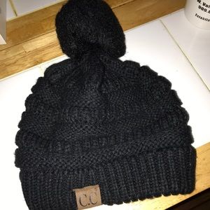 I’m selling a medium black C.C beanie😊